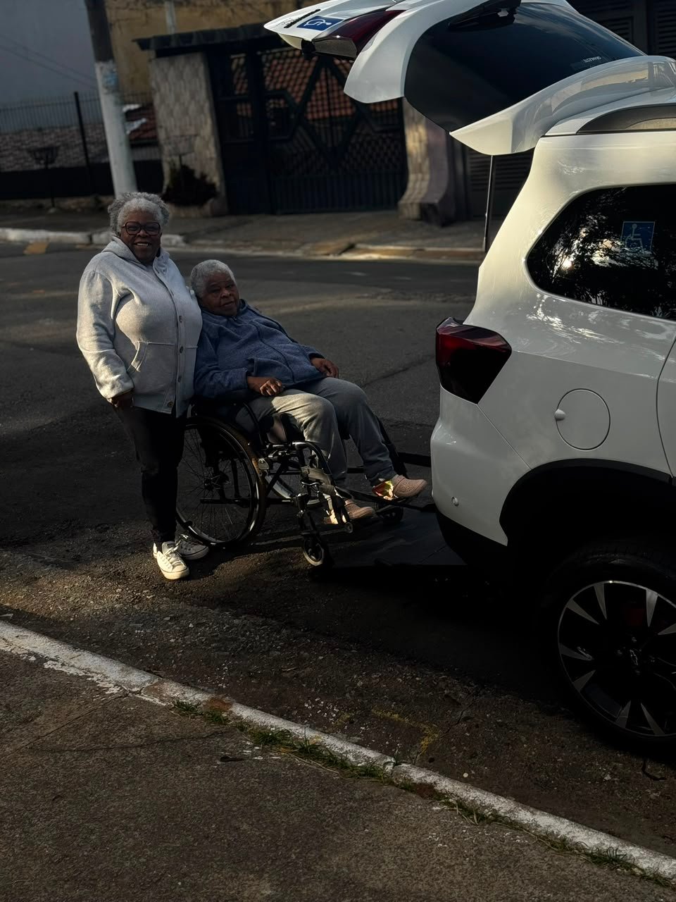Transporte para cadeirante que vai em consulta médica